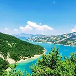 Entier Avec 6 Personnes Hébergement de vacances