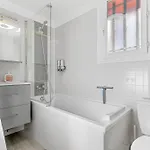 Hébergement de vacances Entier Avec 6 Personnes *