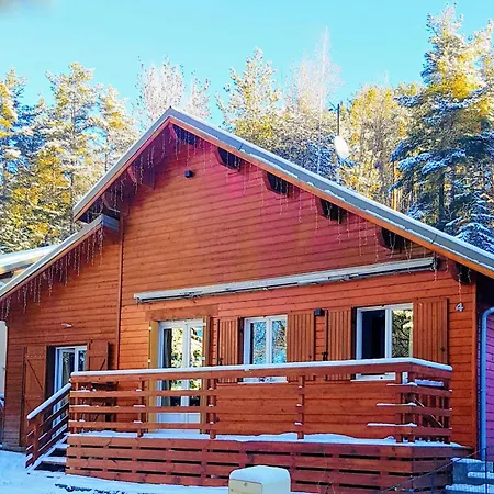 Entier Avec 6 Personnes Сasa de vacaciones Seyne