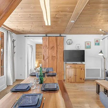 Entier Avec 6 Personnes Hébergement de vacances Seyne