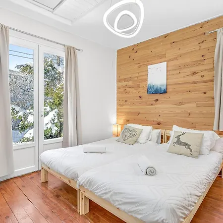 Entier Avec 6 Personnes Holiday home *